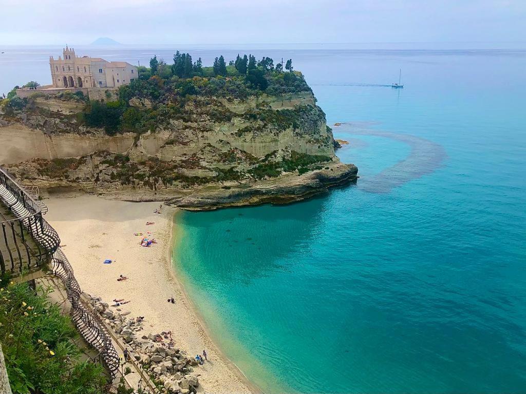 The Queen Tropea Exteriör bild